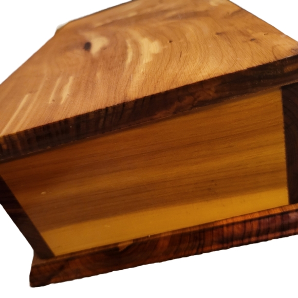 Mid-Century Cedar Keepsake Box w/Sweetheart Poem for What-Nots, Souvenirs, etc - Picture 6 of 7